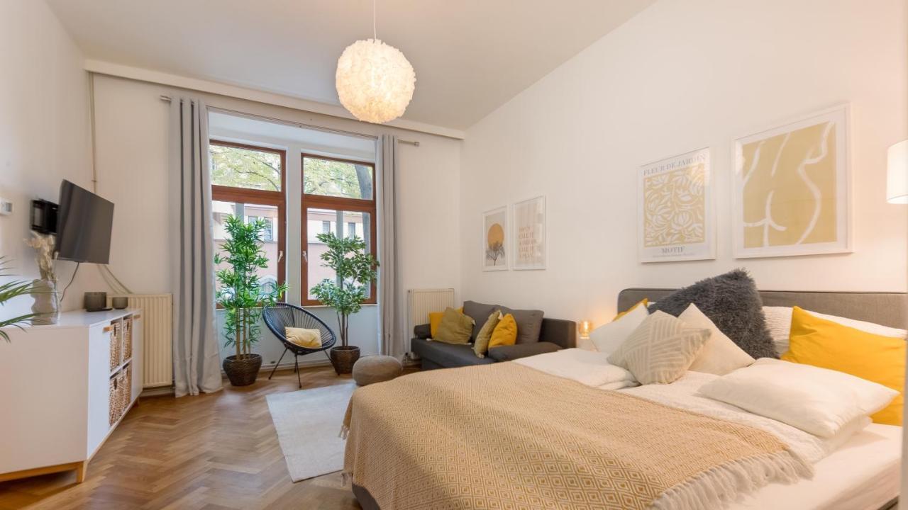 Designer Apartments Near Schoenbrunn เวียนนา ภายนอก รูปภาพ