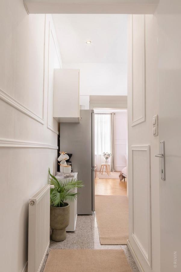 Designer Apartments Near Schoenbrunn เวียนนา ภายนอก รูปภาพ