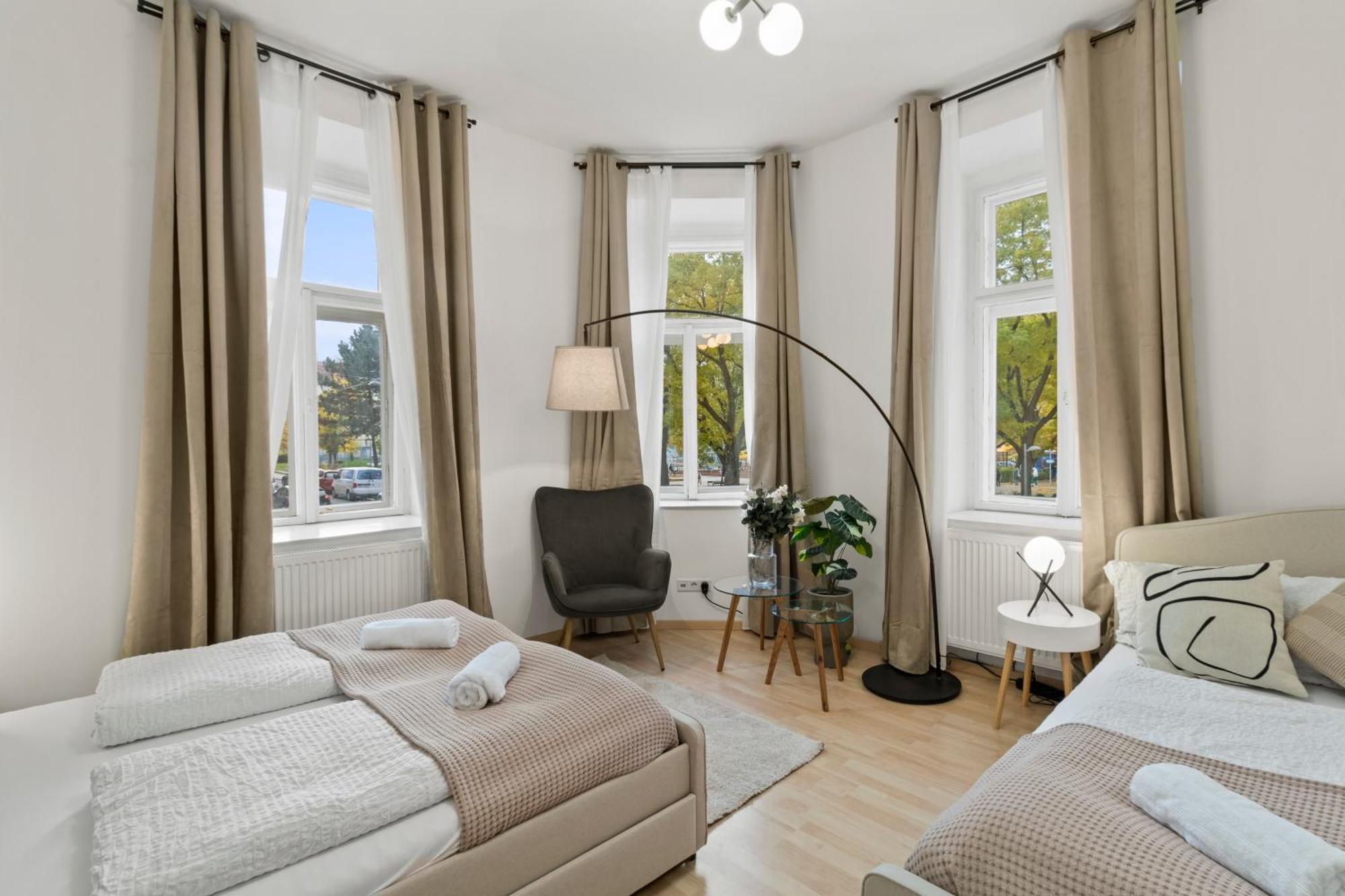 Designer Apartments Near Schoenbrunn เวียนนา ภายนอก รูปภาพ